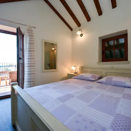 Holiday Vila Idassa Casa vacanze *